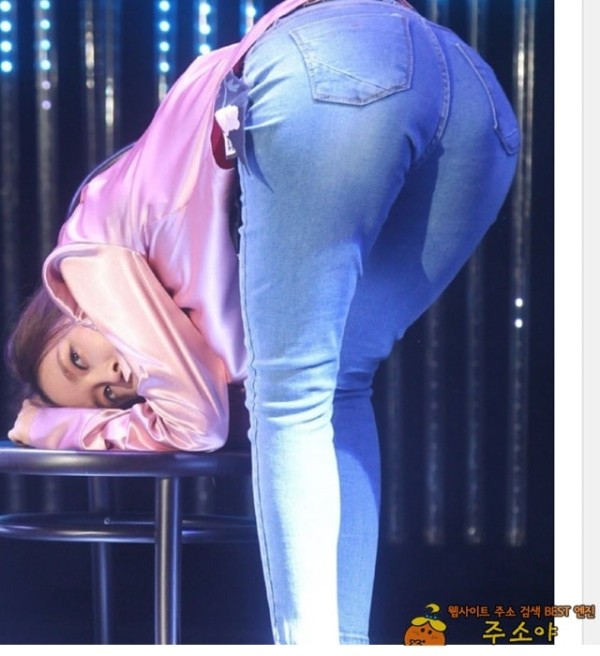  포토 아이돌의 뒷태